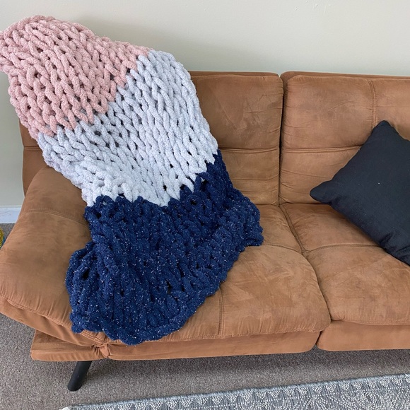 Handmade chunky blanket